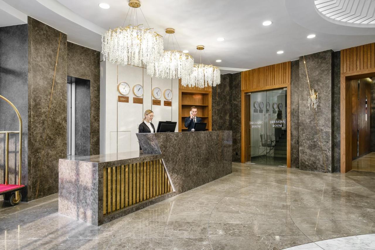 Grand Mildom Hotel Almaty Exterior foto